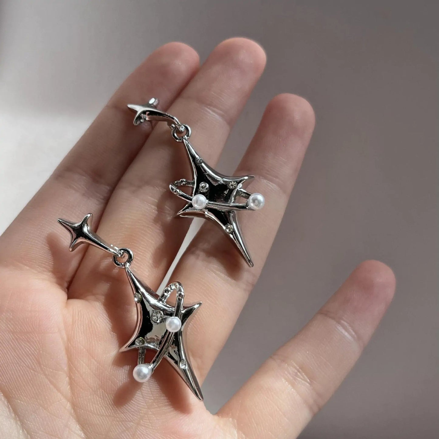 Creative Pearl Star Earrings